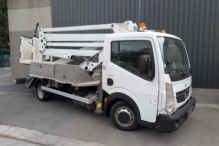 RENAULT MAXITY